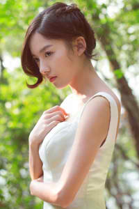 女性角色去掉小内皮肤图片